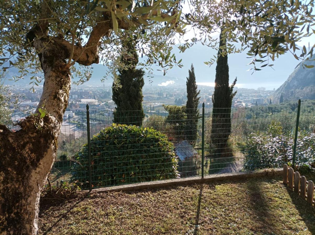 Lake View Studio Flat Riva del Garda Esterno foto